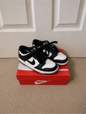 Nike Kids Black and White Low-Top Sneakers